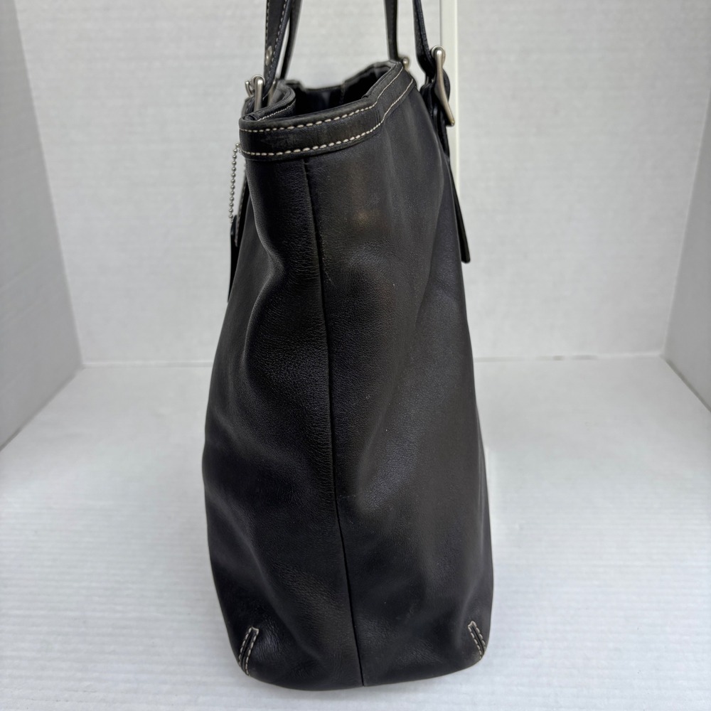 Coach Hampton Black Leather Tote Bag Buckle Straps 5246 Womens - Picture 10 of 14